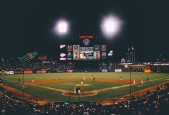 爱游戏中国官方网站-体坛魔幻一夜，广厦男篮转战NBA？武汉三镇压哨绝杀，菲尼克斯太阳为意大利杯大换血